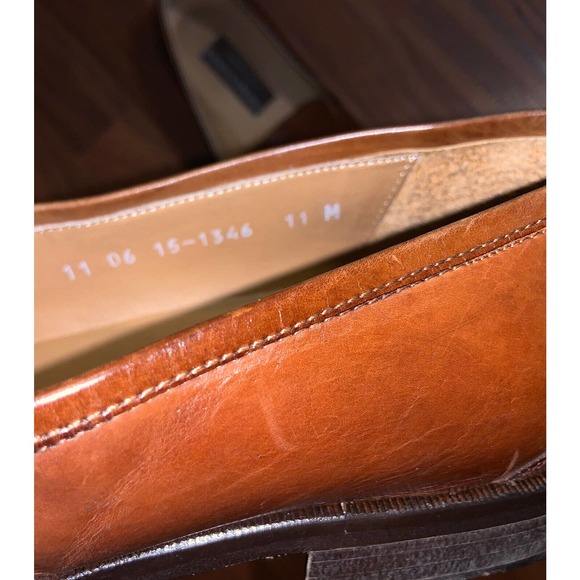 JOHNSTON & MURPHY CROWN TASSEL LOAFERS MENS 11M BROWN LEATHER SHOES - Picture 3 of 4